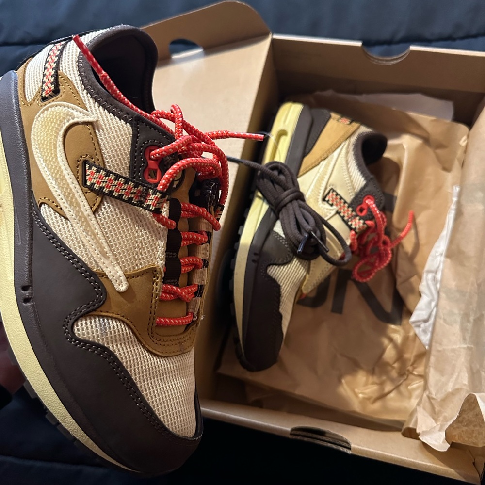 Travis Scott’s Nike air max